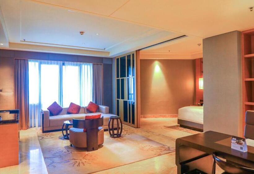 Люкс Deluxe Вид на Море, Haikou Marriott
