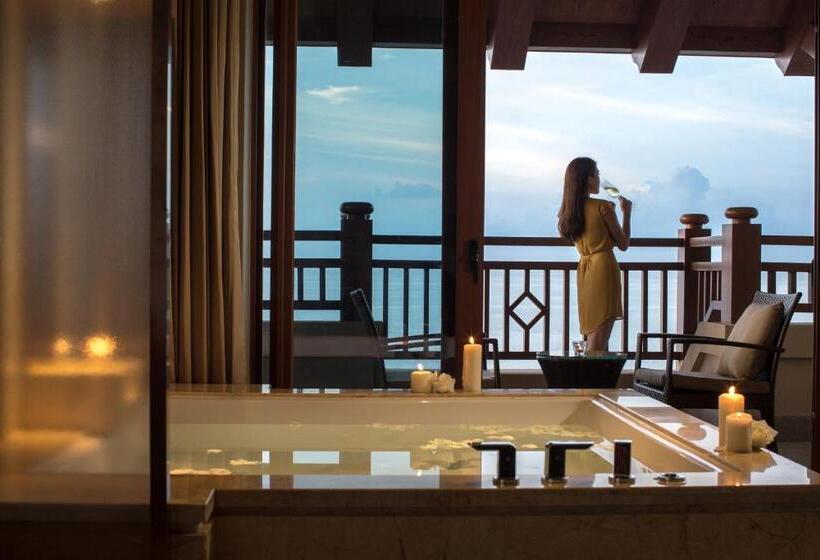 Люкс Премиум Вид на Море, Haikou Marriott