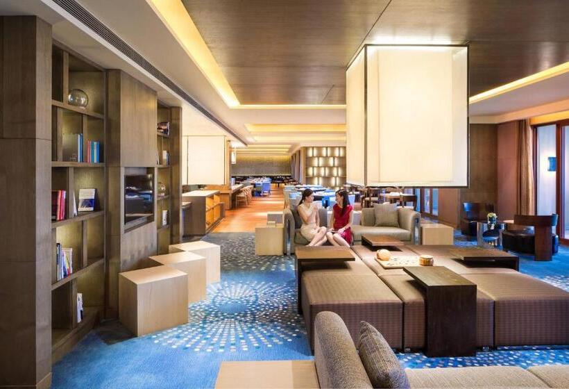 Люкс, Haikou Marriott