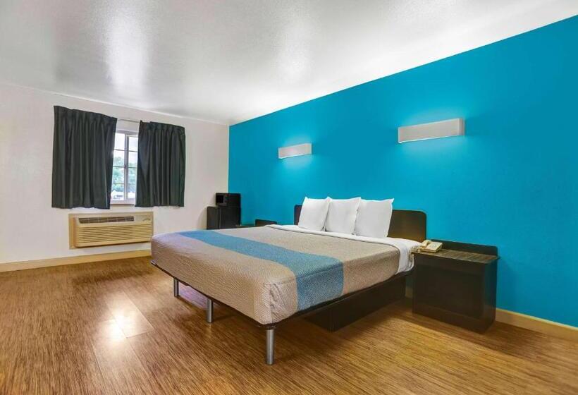 Номер Стандарт Кровать Кинг Адаптированный для Инвалидов, Motel 6anderson, Ca  Redding Airport