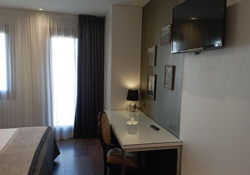 اتاق کلاسیک, Umusic Hotel Madrid