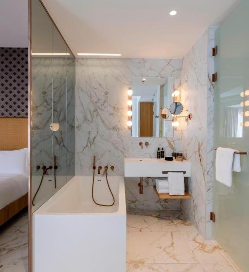 Premium room with terrace, Umusic Hotel Madrid