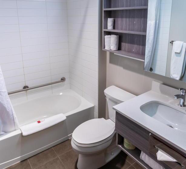 Quarto Estandar, Microtel Inn & Suites By Wyndham Lloydminster