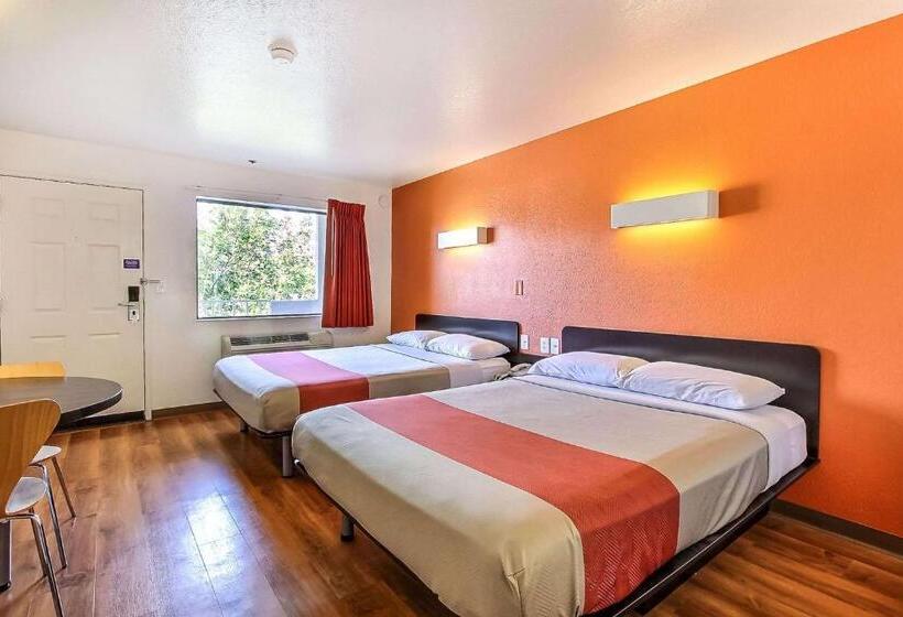 디럭스 룸, Motel 6 Sunnyvale, Ca   North