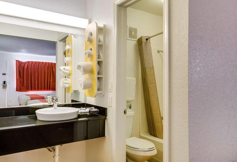 Номер Стандарт, Motel 6fayetteville, Ar