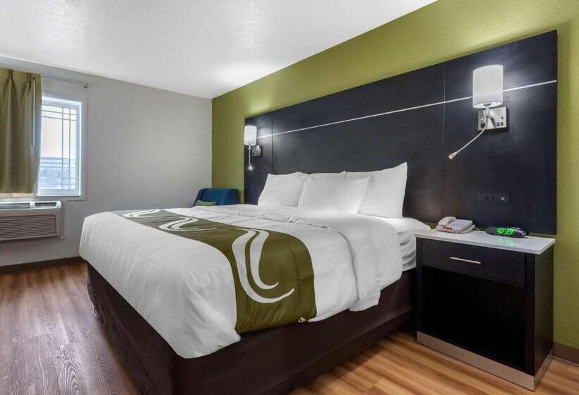 اتاق استاندارد با تخت بزرگ, Quality Inn