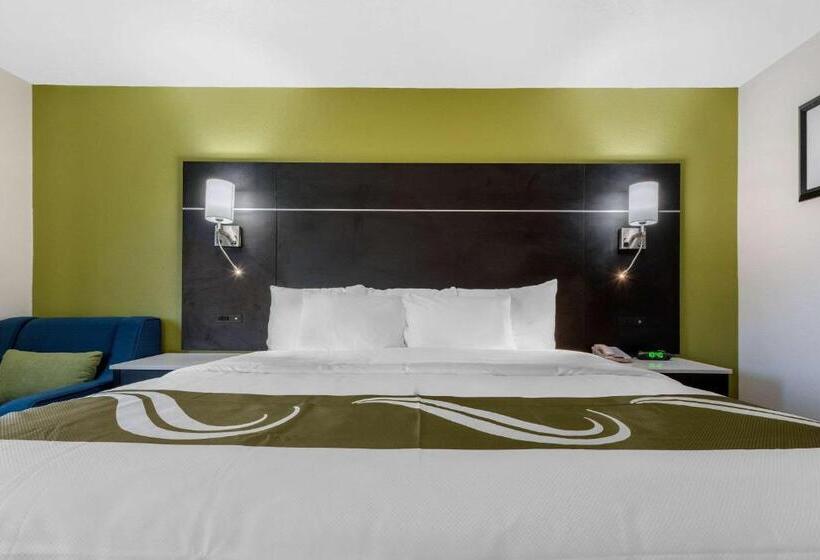 اتاق استاندارد با تخت بزرگ, Quality Inn