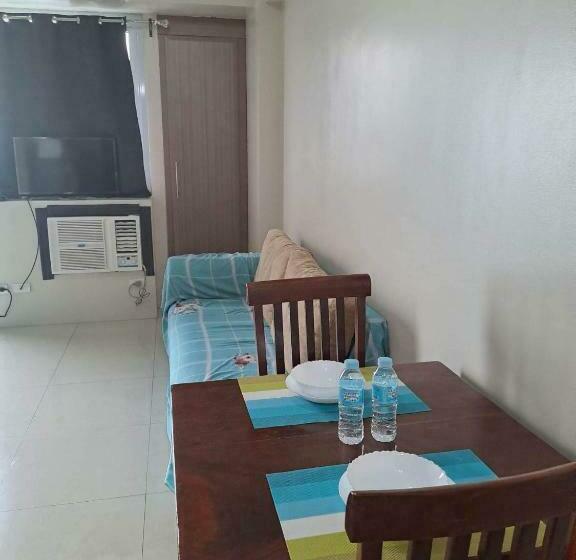 اتاق اکونومی, Rqui Condotel Near Airport