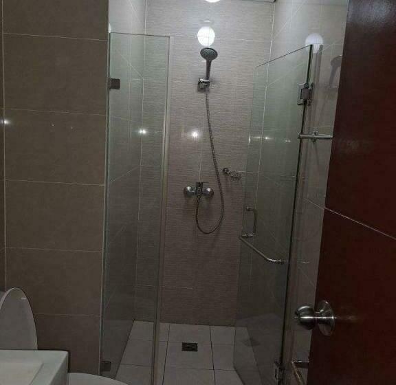 اتاق اکونومی, Rqui Condotel Near Airport