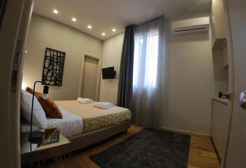 Студия Deluxe, Atenea Palace Rooms