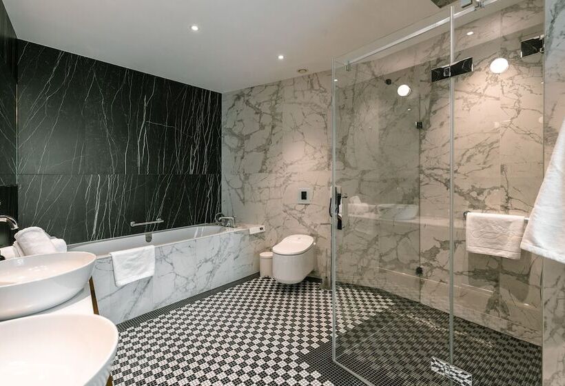 سوییت لوکس, Ferreus Modern Art Deco