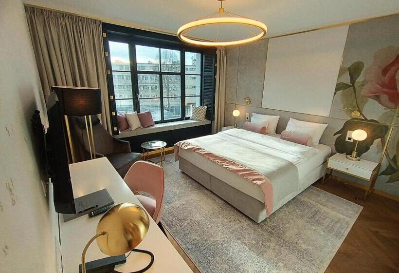 اتاق پریمیوم یک تخته, Ferreus Modern Art Deco