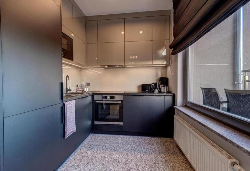 اتاق عادی, Apartamenty Rondo