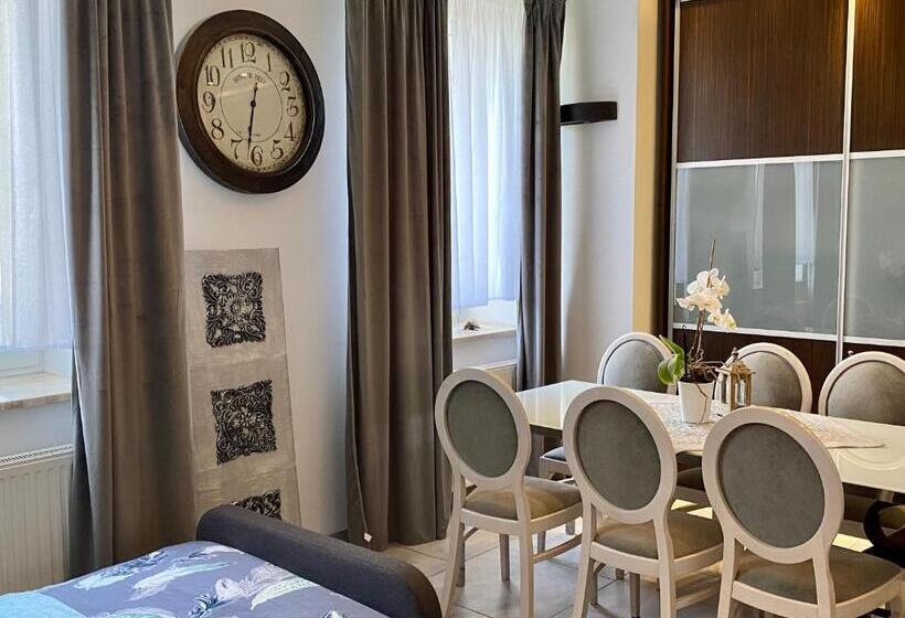 آپارتمان 1 خوابه, Apartamenty I Pokoje „pod Jedynką”