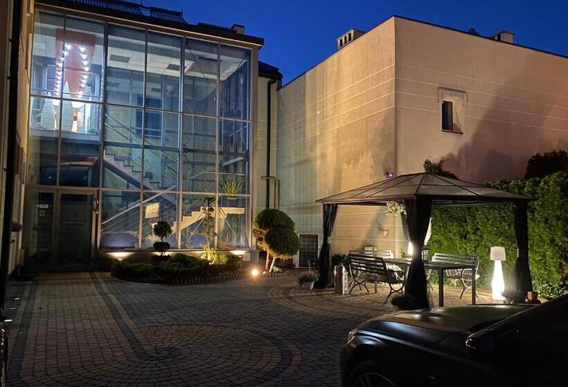 آپارتمان 2 خوابه, Apartamenty I Pokoje „pod Jedynką”