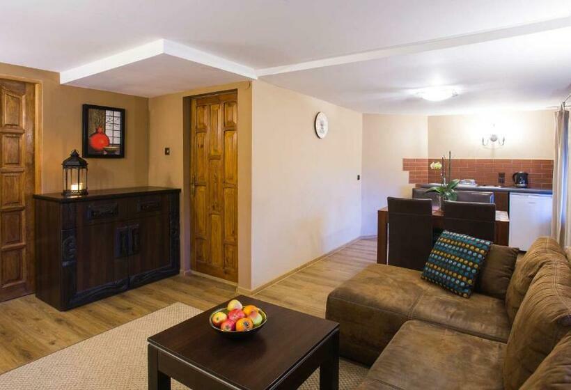 Люкс Вид на Горы, Apartamenty I Pokoje Aneta