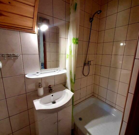 اتاق استاندارد با بالکن, Leśny Dwór Bieszczady   Sauna I Gorąca Balia