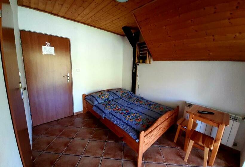 اتاق استاندارد با بالکن, Leśny Dwór Bieszczady   Sauna I Gorąca Balia