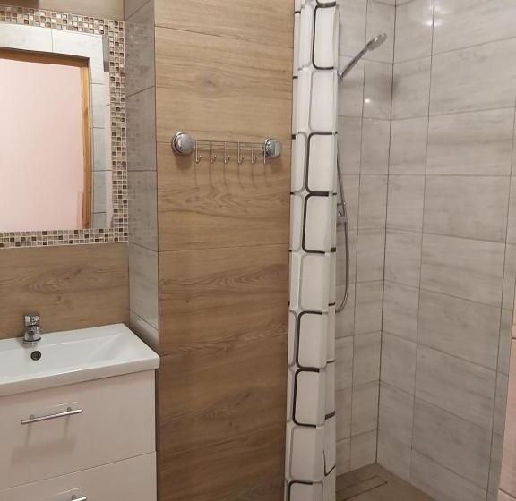 آپارتمان 1 خوابه با تراس, Leśny Dwór Bieszczady   Sauna I Gorąca Balia