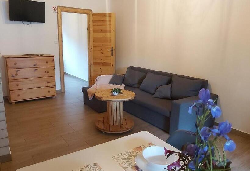 آپارتمان 1 خوابه با تراس, Leśny Dwór Bieszczady   Sauna I Gorąca Balia