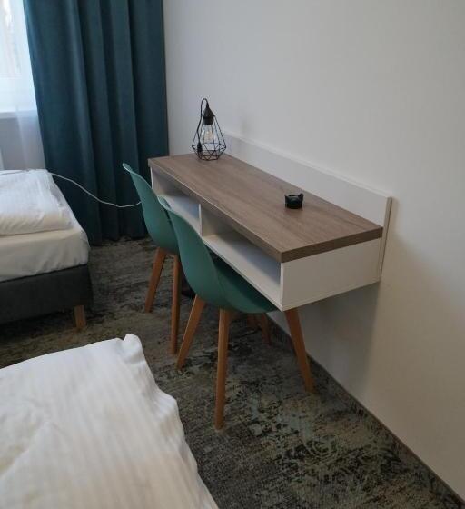 חדר סטנדרט חדר אמבטיה משותף, Stary Koszalin Hostel & Hotel Services