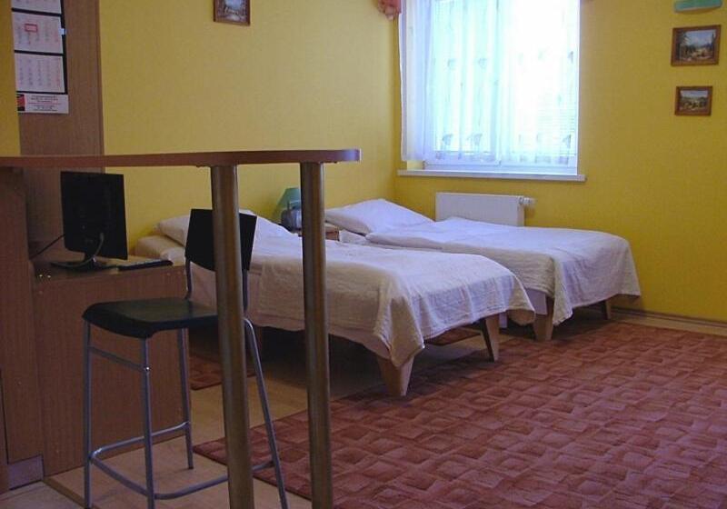 Escritório Estándar, Dom Gościnny Pod Brzozami