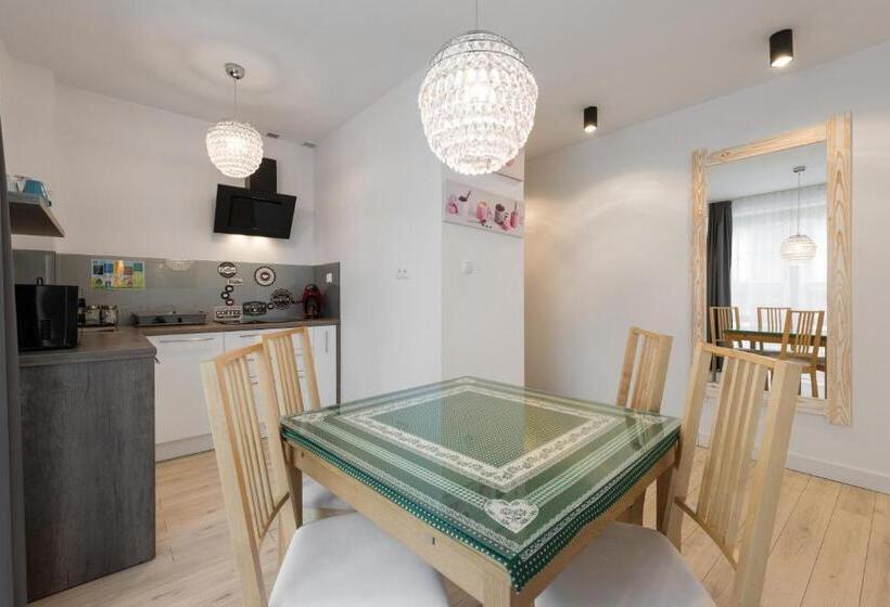 آپارتمان سوپریور 1 خوابه, Bory6a Apartamenty & Free Parking
