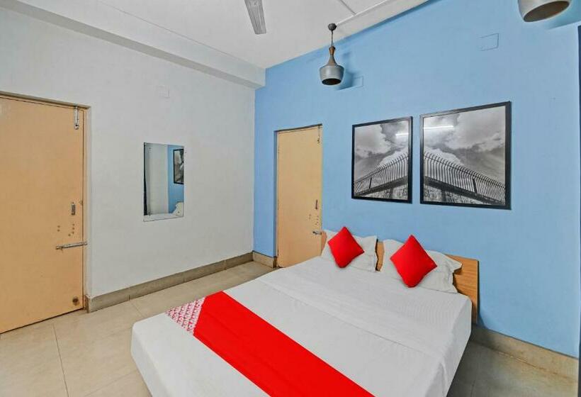 Трехместный Номер Классика, Flagship Hotel Park View Inn