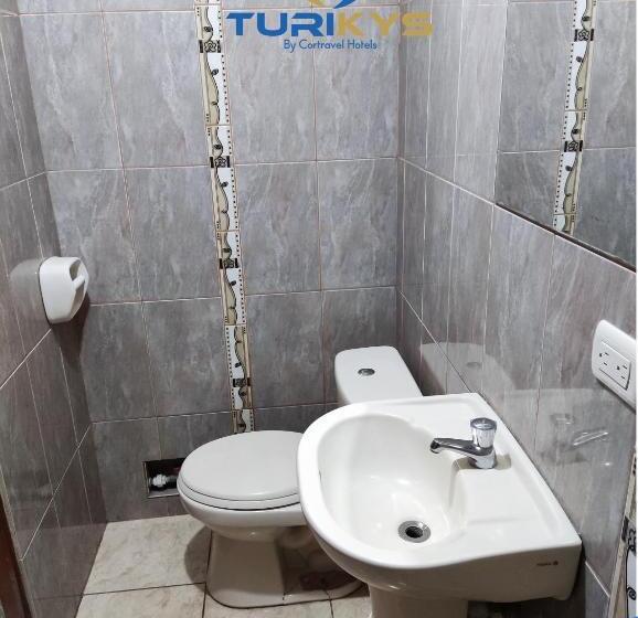 اتاق اکونومی, Turikys Churin