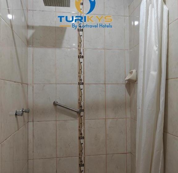 اتاق خانوادگی, Turikys Churin