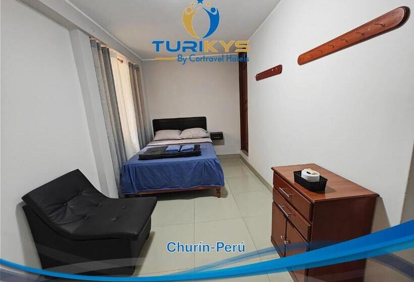 اتاق استاندارد, Turikys Churin