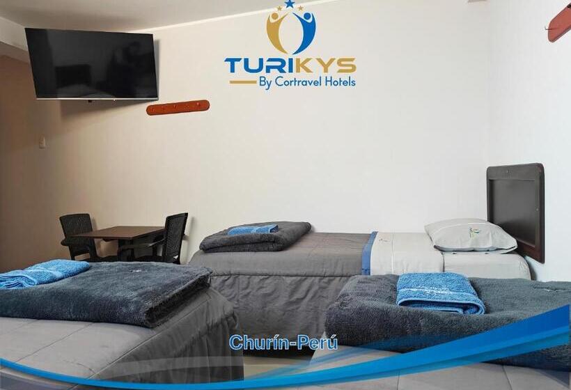 اتاق استاندارد سه نفره, Turikys Churin