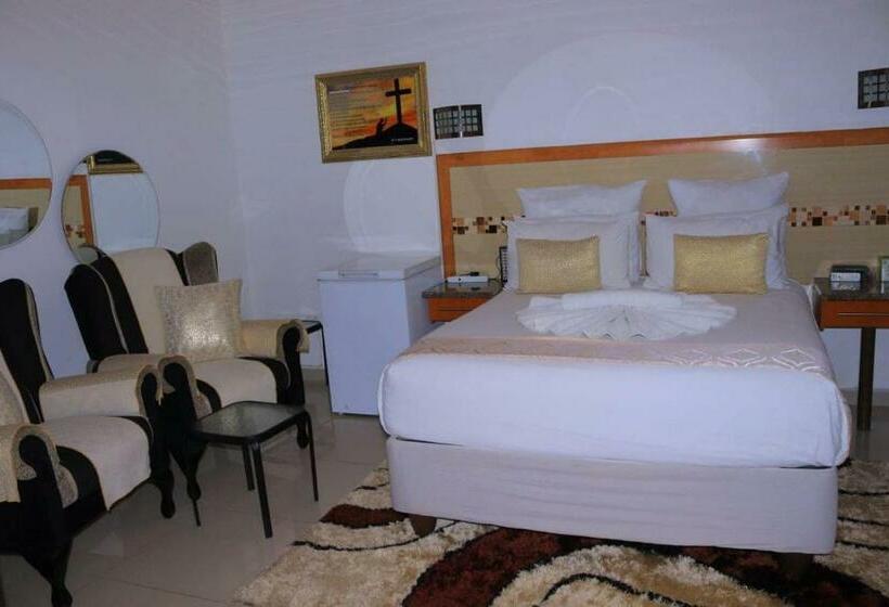 اتاق سوپریور با تخت بزرگ, Crown Bed & Breakfast