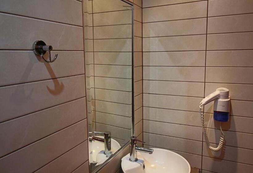 Triple Room Sea View, Avra