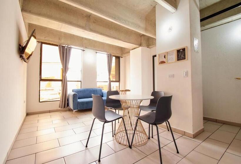 آپارتمان 2 خوابه, Mangata Living