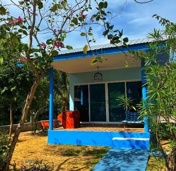 بانگلوی استاندارد, Twocans Resort Kohmak   Sha
