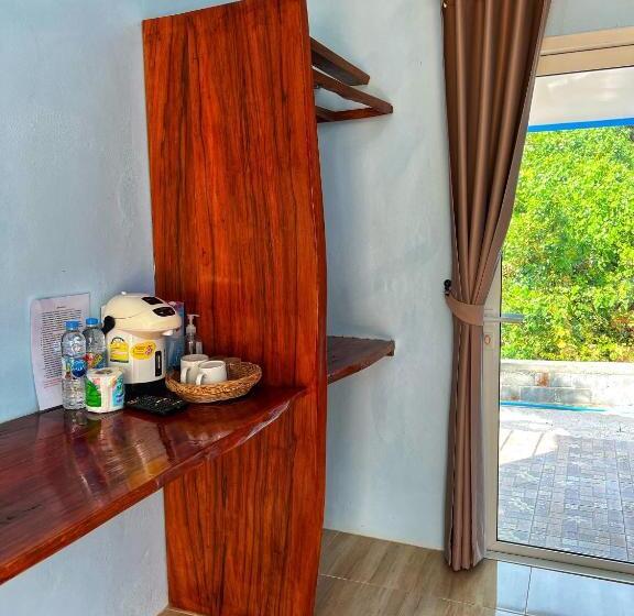 بانگلوی استاندارد, Twocans Resort Kohmak   Sha