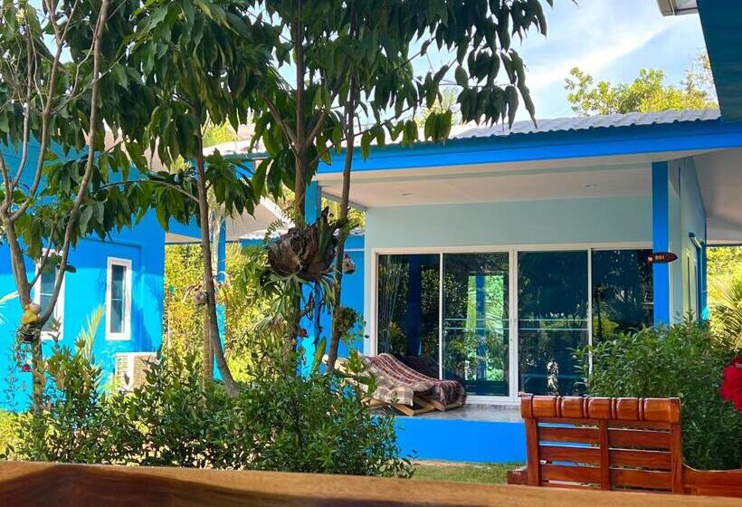 بانگلوی استاندارد, Twocans Resort Kohmak   Sha