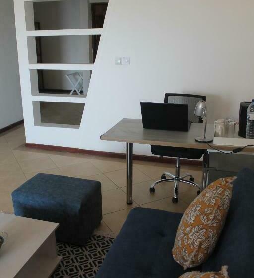 استودیوی استاندارد با چشم‌انداز دریا, Wharf Side Inn