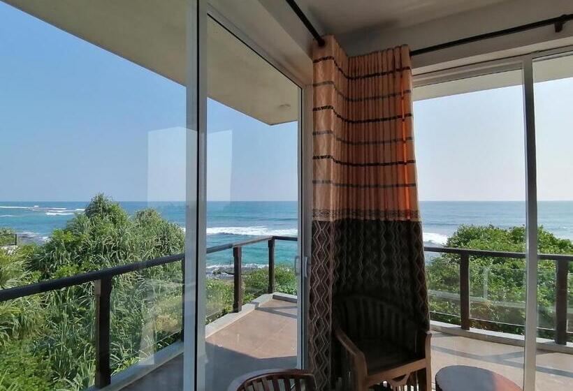 Трехместный Superior Вид на Море, Ara Beach Resort Mirissa