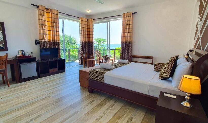Трехместный Superior Вид на Море, Ara Beach Resort Mirissa