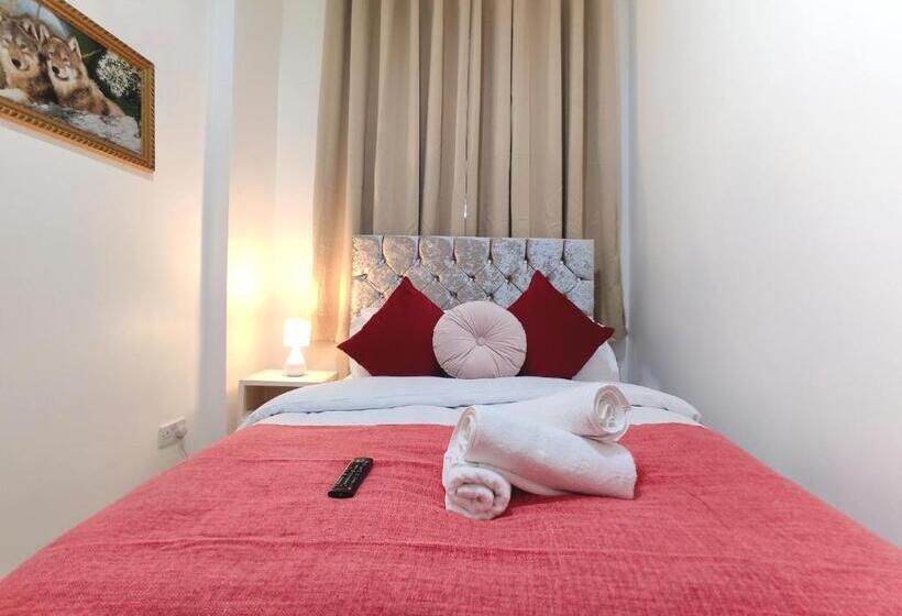 Номер Стандарт Совместная Ванная, City Lodge Shadwell
