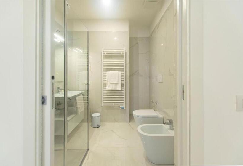 آپارتمان 1 خوابه با چشم‌انداز دریا, Residence Flow R