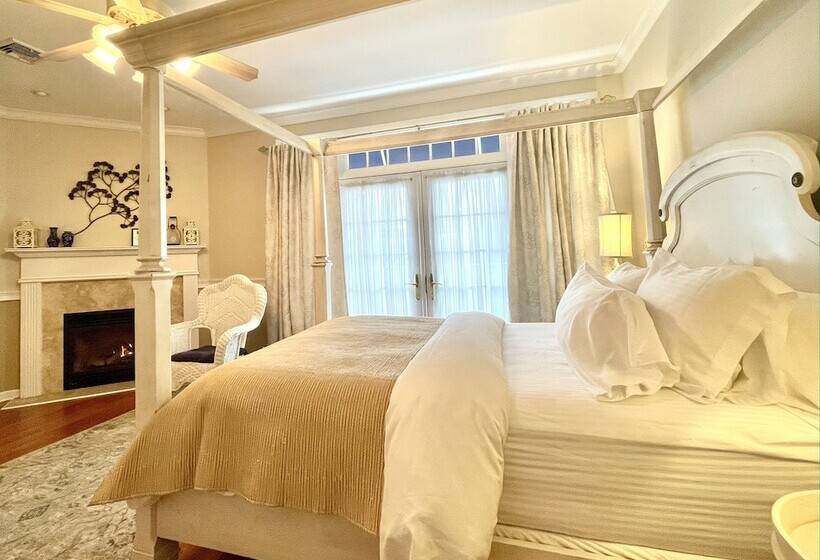 스탠다드 발코니 룸, Inn On Main