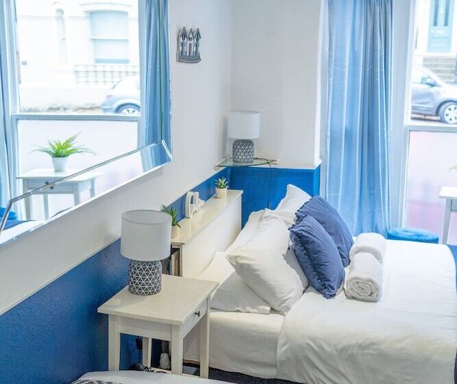 スタンダードトリプルルーム, Innit Rooms Ocean Breeze