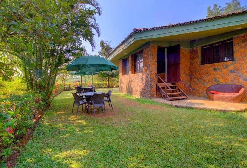 Вилла 4 Спальни, Anandvan Resort