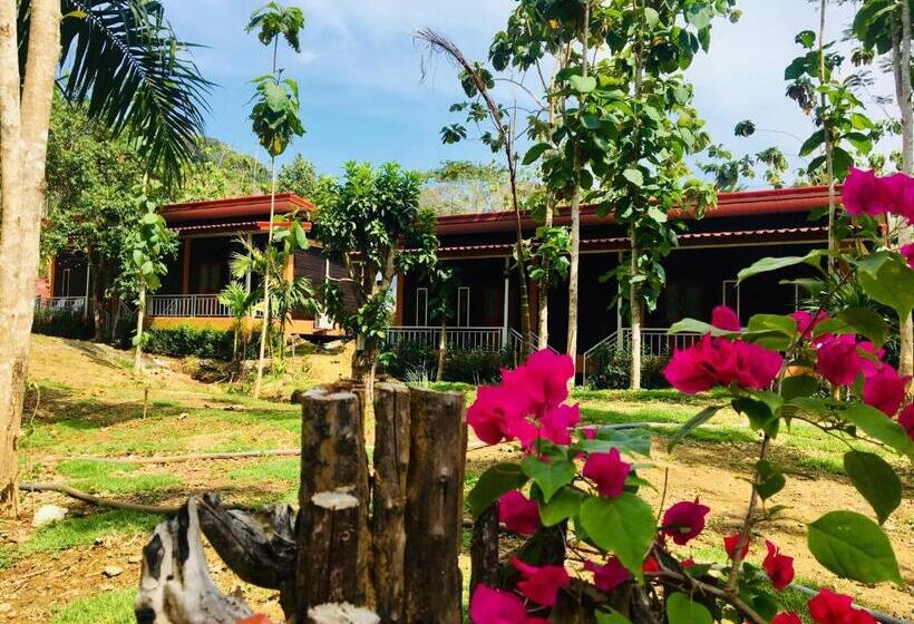 Номер Deluxe, Khum Maikaew Resort