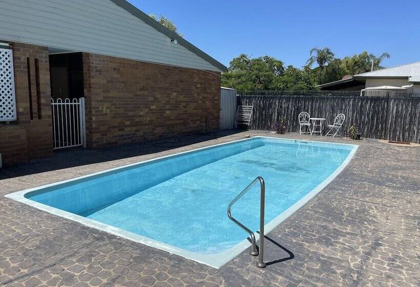 Номер Стандарт, Abajaz Motel Centrally Located Shaded Parking