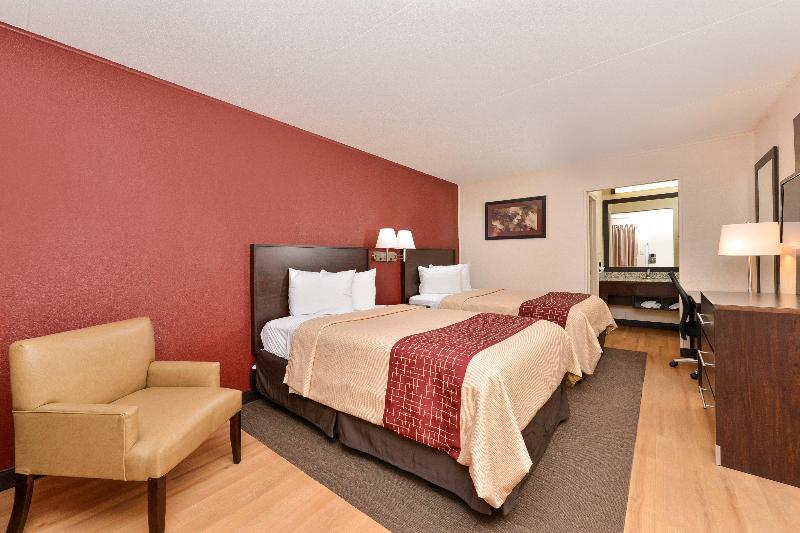 Номер Deluxe, Red Roof Inn Marietta