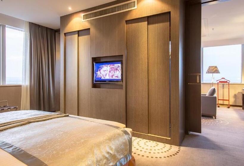 سوییت اجرایی, Fleuve Congo Hotel By Blazon Hotels